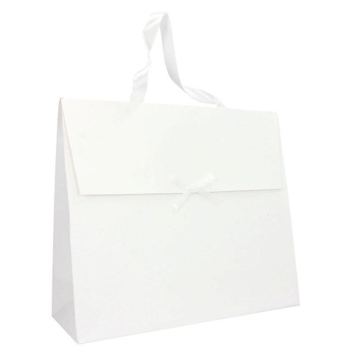 GIFT BAG WHITE 16X8X14CM B10